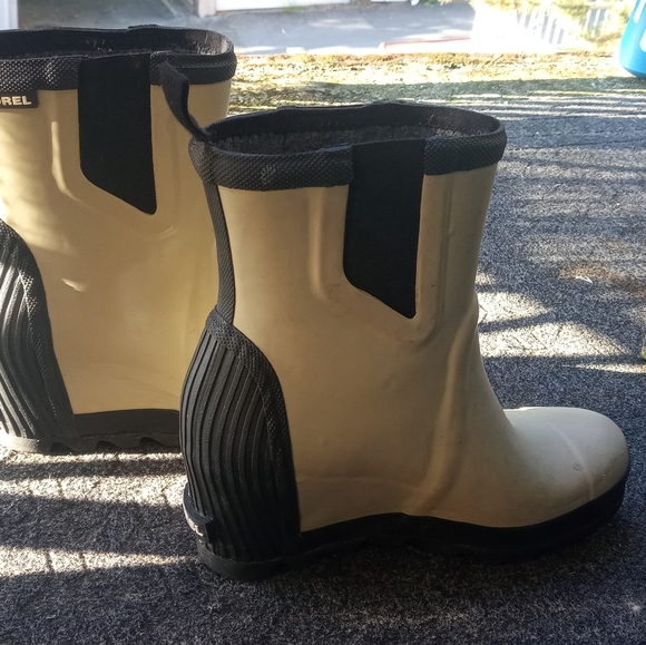 Sorel Women's Joan Rain Wedge Chelsea Felt Boot - Picture 5 of 6